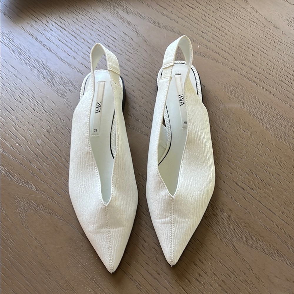🌱2for$15 Zara White Slingback Flats